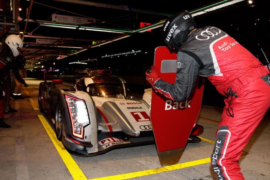  Audi R18 Le Mans 24hr 2012 года  (фото 14 из 43)